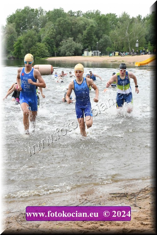 Náhled obrázku: 2024-1074-Podebradsky-triatlon-.JPG