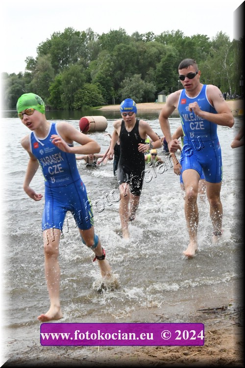 Náhled obrázku: 2024-1087-Podebradsky-triatlon-.JPG
