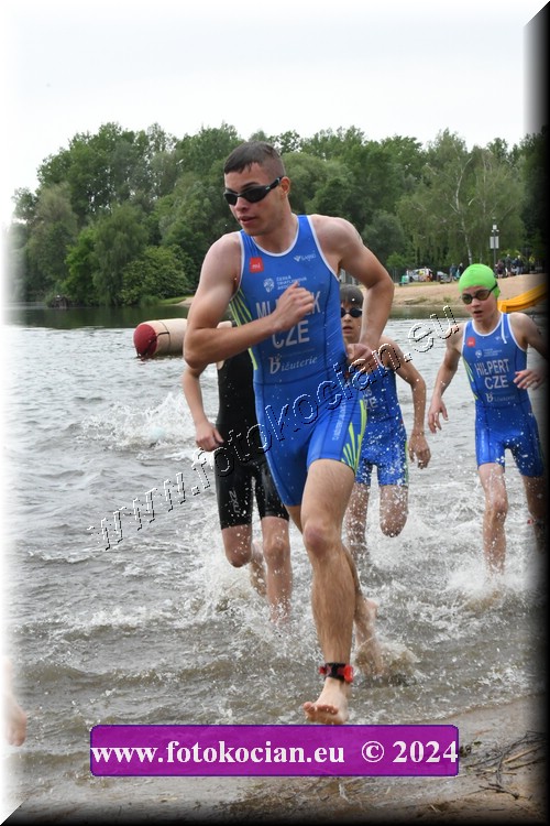 Náhled obrázku: 2024-1088-Podebradsky-triatlon-.JPG