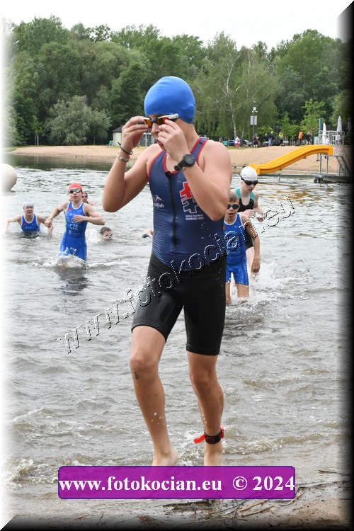 Náhled obrázku: 2024-1094-Podebradsky-triatlon-.JPG