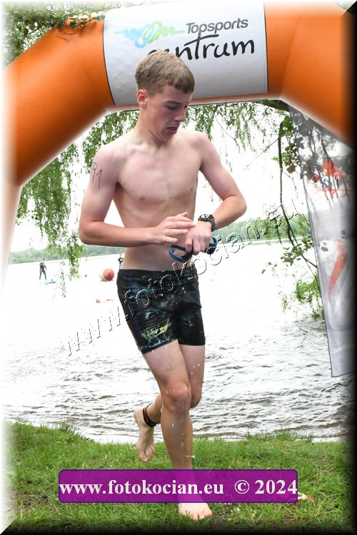 Náhled obrázku: 2024-1134-Podebradsky-triatlon-.JPG
