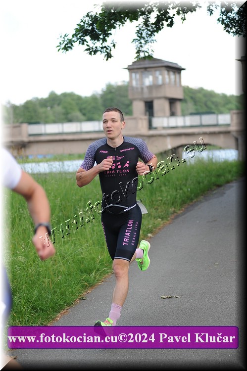 Náhled obrázku: 2024-4237-Podebradsky-triatlon-.JPG