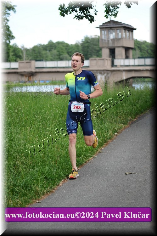 Náhled obrázku: 2024-4253-Podebradsky-triatlon-.JPG