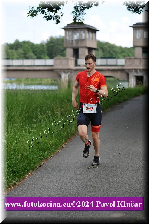 Náhled obrázku: 2024-4272-Podebradsky-triatlon-.JPG