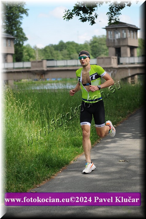 Náhled obrázku: 2024-4280-Podebradsky-triatlon-.JPG