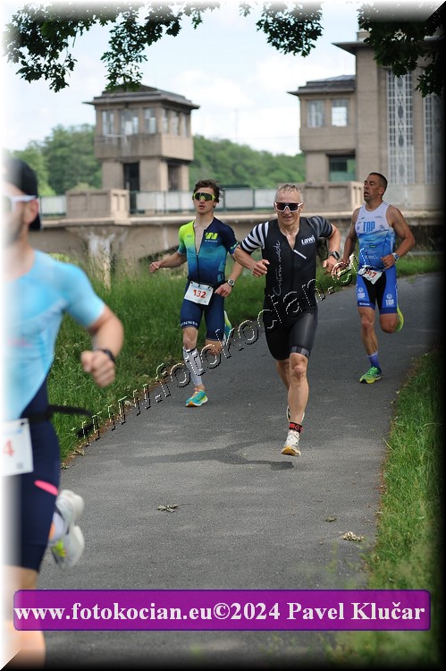 Náhled obrázku: 2024-4295-Podebradsky-triatlon-.JPG