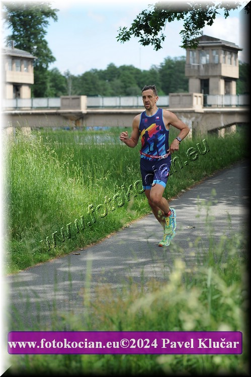 Náhled obrázku: 2024-4319-Podebradsky-triatlon-.JPG