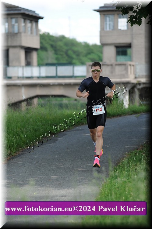 Náhled obrázku: 2024-4340-Podebradsky-triatlon-.JPG