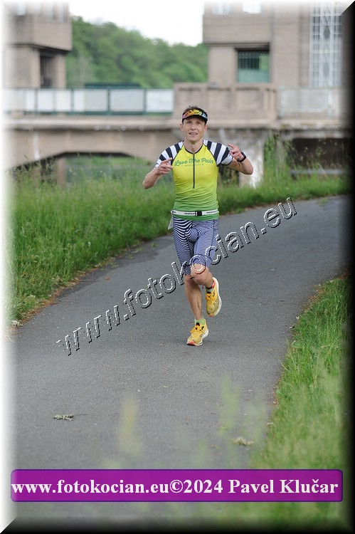 Náhled obrázku: 2024-4369-Podebradsky-triatlon-.JPG