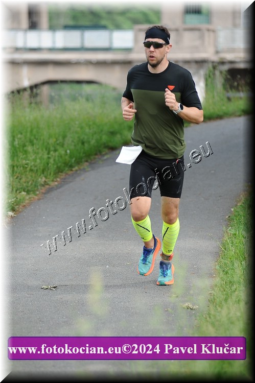 Náhled obrázku: 2024-4372-Podebradsky-triatlon-.JPG