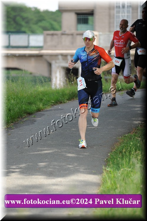 Náhled obrázku: 2024-4385-Podebradsky-triatlon-.JPG