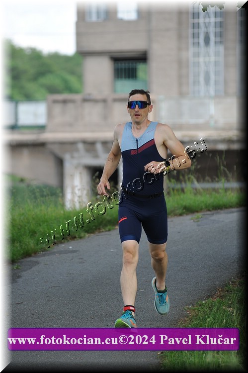 Náhled obrázku: 2024-4416-Podebradsky-triatlon-.JPG