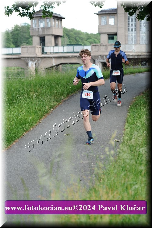 Náhled obrázku: 2024-4434-Podebradsky-triatlon-.JPG