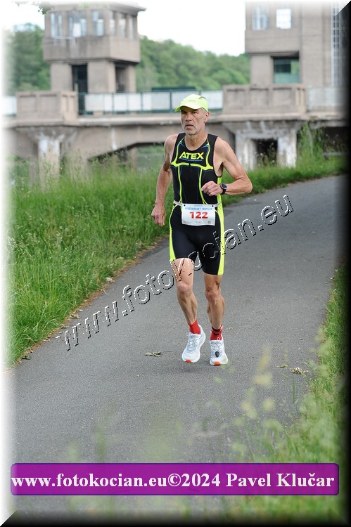 Náhled obrázku: 2024-4441-Podebradsky-triatlon-.JPG