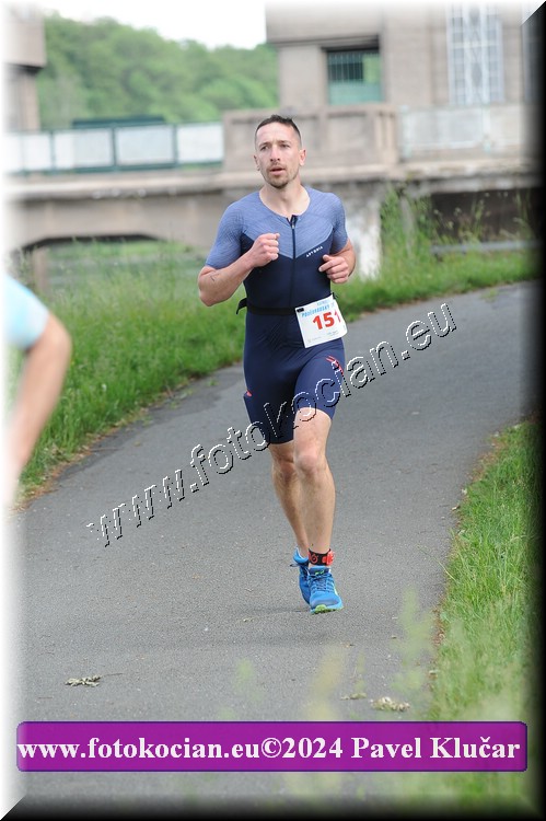 Náhled obrázku: 2024-4449-Podebradsky-triatlon-.JPG