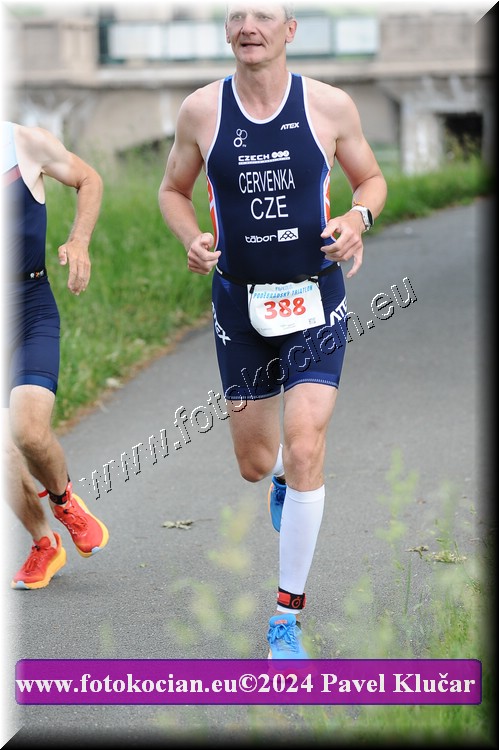 Náhled obrázku: 2024-4452-Podebradsky-triatlon-.JPG