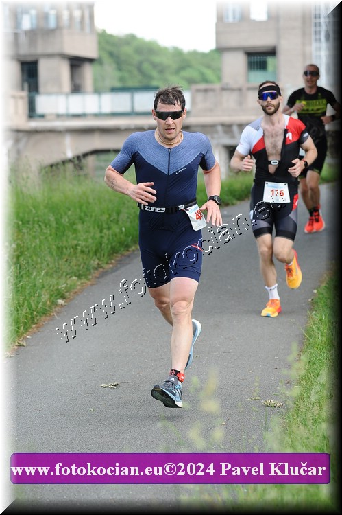 Náhled obrázku: 2024-4455-Podebradsky-triatlon-.JPG