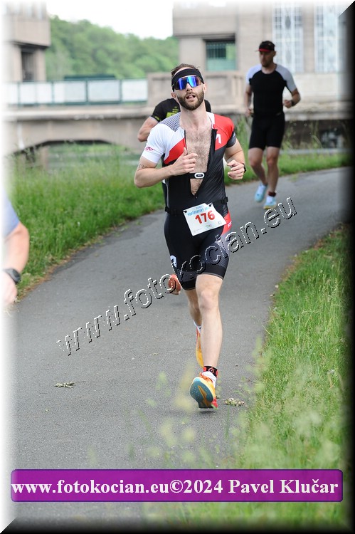 Náhled obrázku: 2024-4456-Podebradsky-triatlon-.JPG