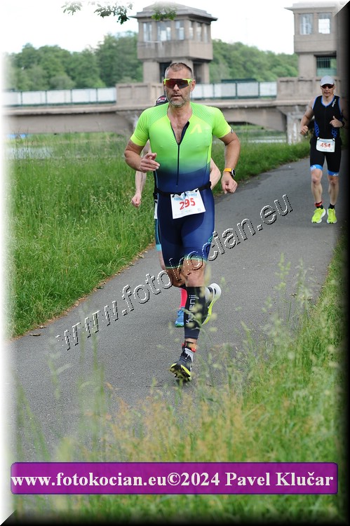 Náhled obrázku: 2024-4460-Podebradsky-triatlon-.JPG