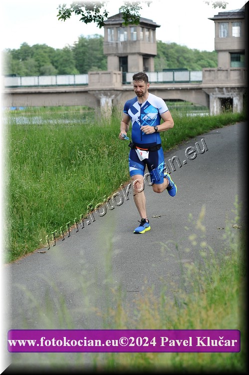 Náhled obrázku: 2024-4473-Podebradsky-triatlon-.JPG