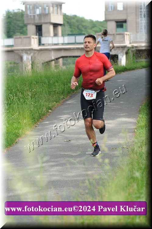 Náhled obrázku: 2024-4493-Podebradsky-triatlon-.JPG