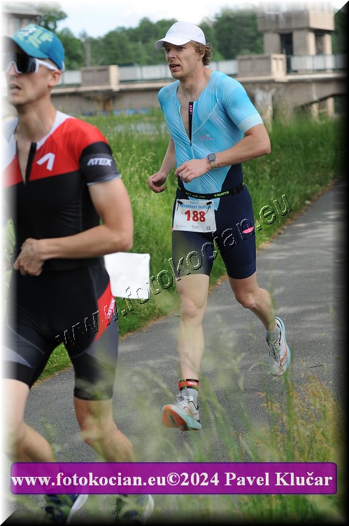 Náhled obrázku: 2024-4497-Podebradsky-triatlon-.JPG