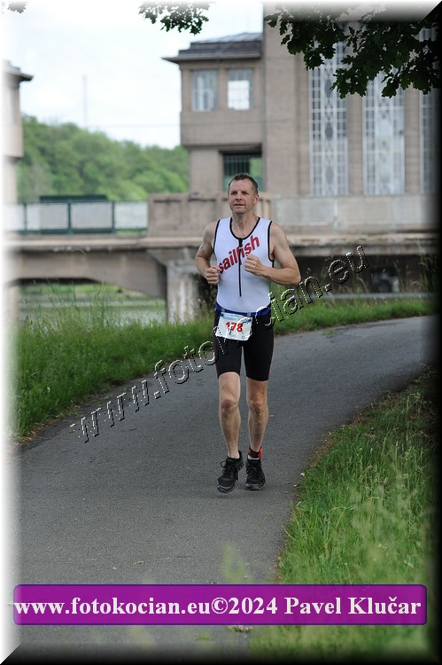 Náhled obrázku: 2024-4519-Podebradsky-triatlon-.JPG
