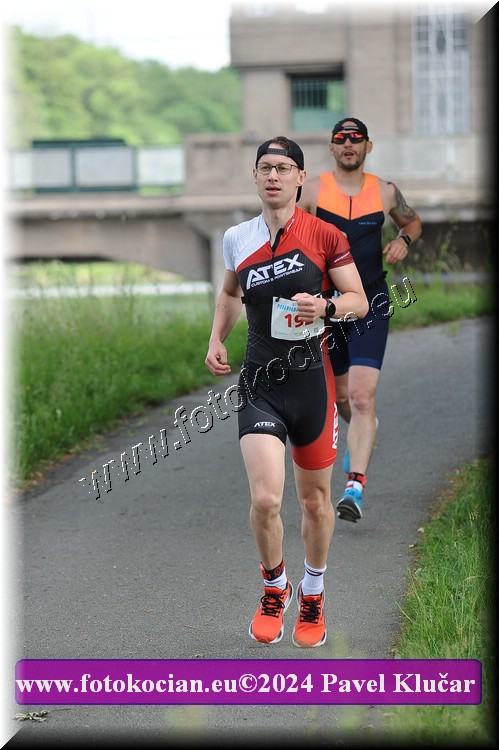 Náhled obrázku: 2024-4527-Podebradsky-triatlon-.JPG