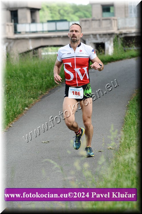 Náhled obrázku: 2024-4530-Podebradsky-triatlon-.JPG