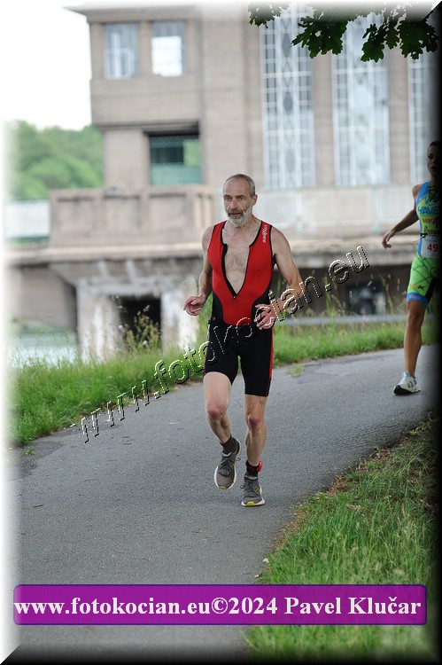 Náhled obrázku: 2024-4553-Podebradsky-triatlon-.JPG