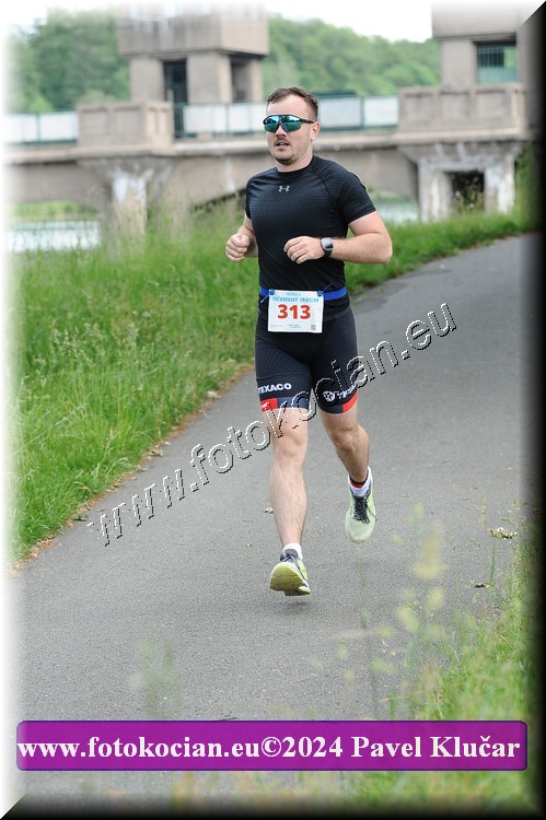 Náhled obrázku: 2024-4566-Podebradsky-triatlon-.JPG