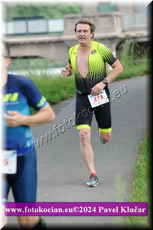 Náhled obrázku: 2024-4576-Podebradsky-triatlon-.JPG