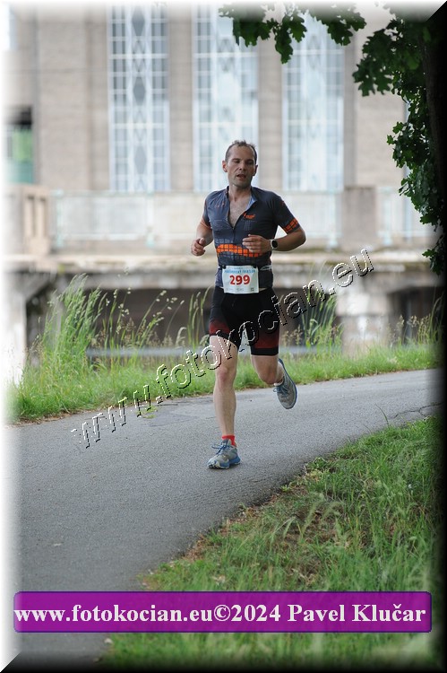 Náhled obrázku: 2024-4580-Podebradsky-triatlon-.JPG