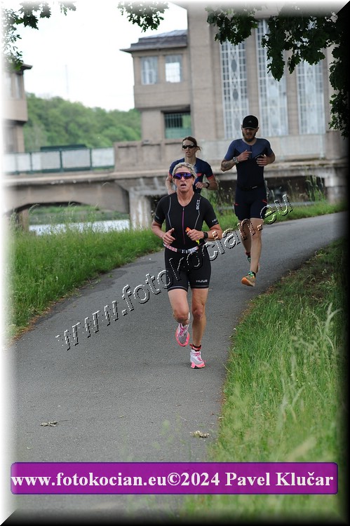 Náhled obrázku: 2024-4587-Podebradsky-triatlon-.JPG