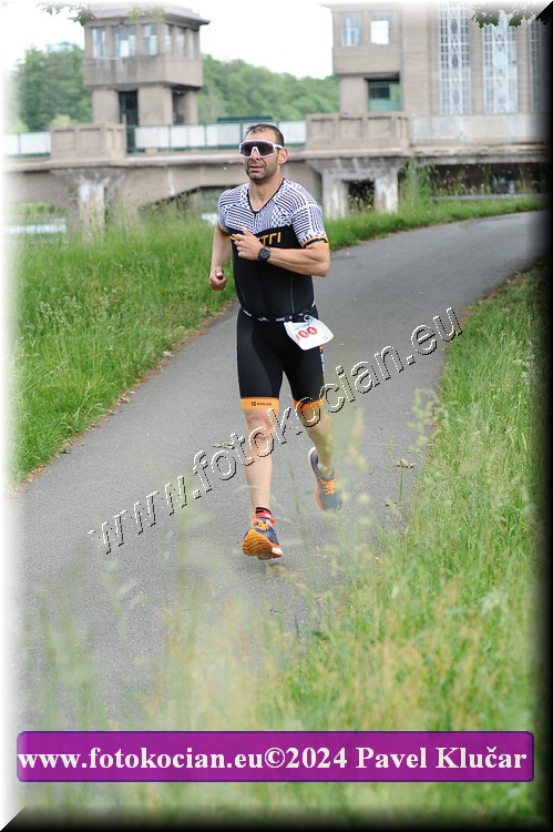 Náhled obrázku: 2024-4603-Podebradsky-triatlon-.JPG
