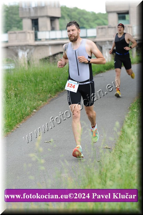 Náhled obrázku: 2024-4605-Podebradsky-triatlon-.JPG