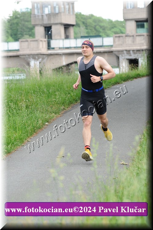 Náhled obrázku: 2024-4606-Podebradsky-triatlon-.JPG