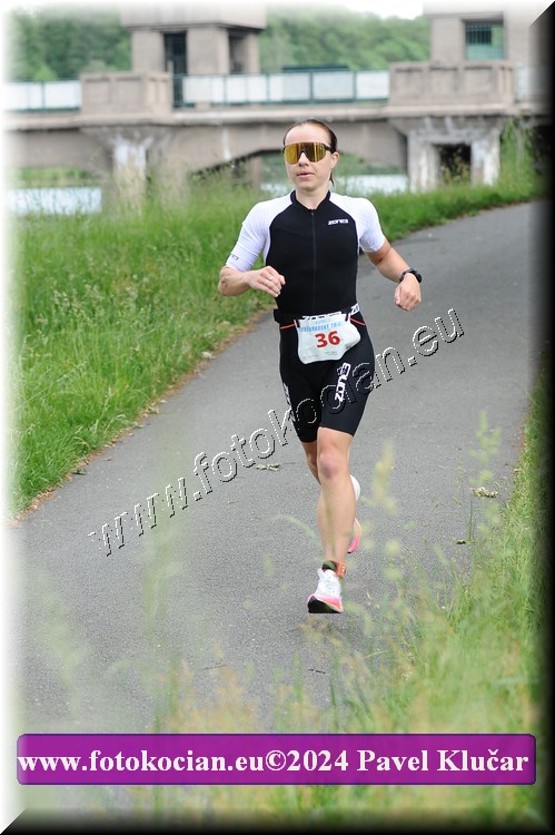 Náhled obrázku: 2024-4614-Podebradsky-triatlon-.JPG