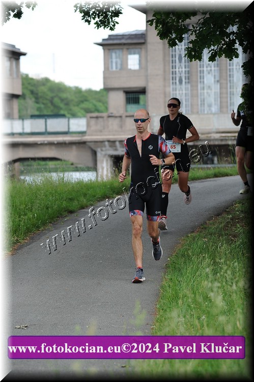 Náhled obrázku: 2024-4615-Podebradsky-triatlon-.JPG