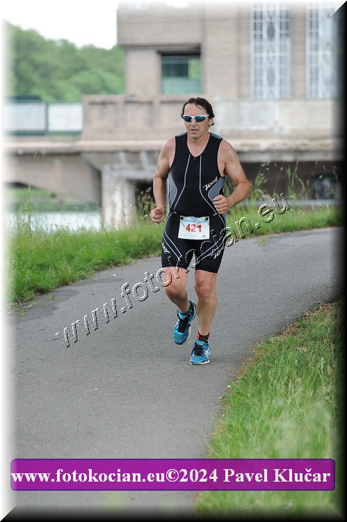 Náhled obrázku: 2024-4624-Podebradsky-triatlon-.JPG