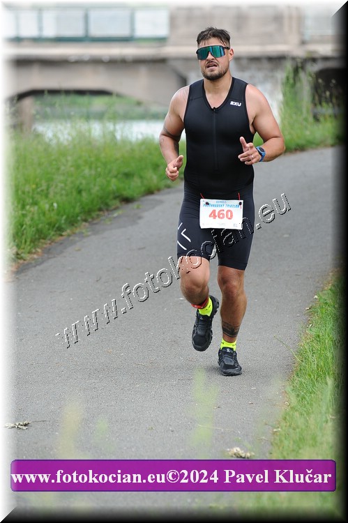 Náhled obrázku: 2024-4626-Podebradsky-triatlon-.JPG