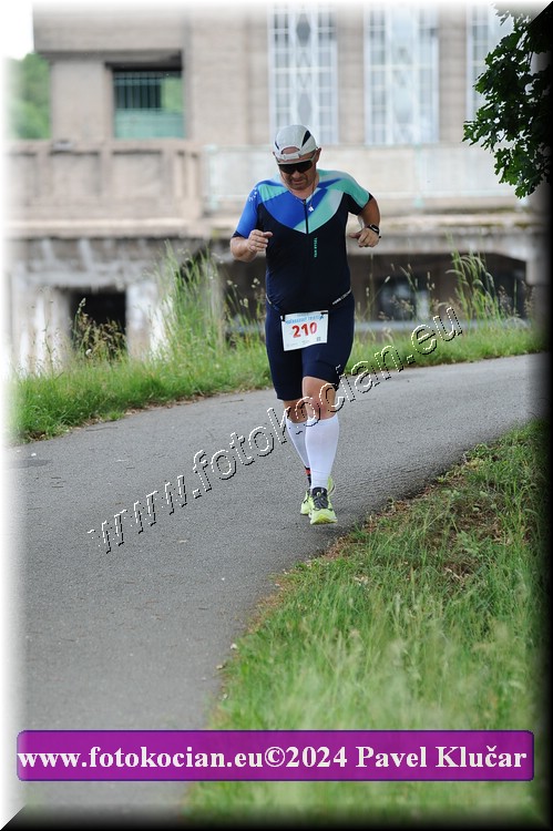 Náhled obrázku: 2024-4629-Podebradsky-triatlon-.JPG