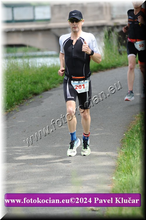 Náhled obrázku: 2024-4639-Podebradsky-triatlon-.JPG