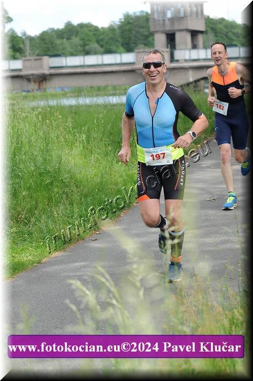 Náhled obrázku: 2024-4643-Podebradsky-triatlon-.JPG