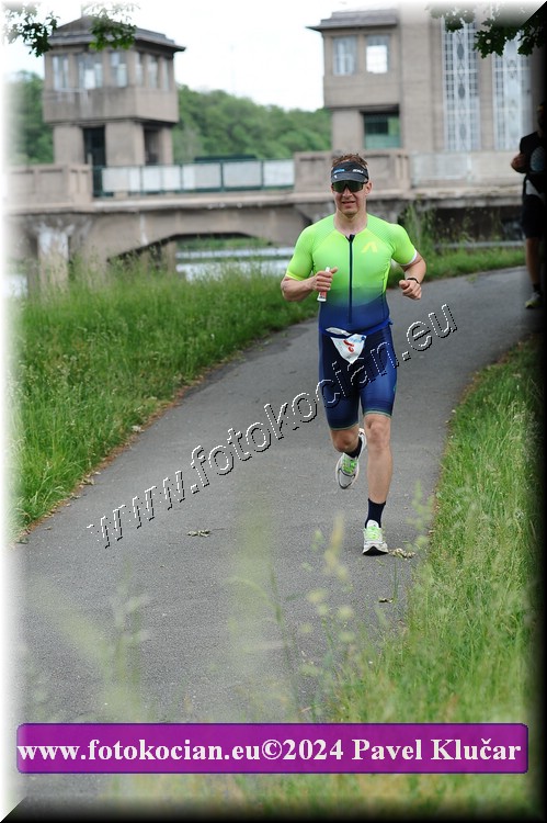 Náhled obrázku: 2024-4648-Podebradsky-triatlon-.JPG