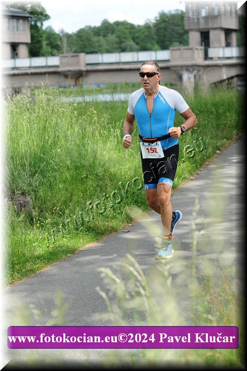 Náhled obrázku: 2024-4653-Podebradsky-triatlon-.JPG