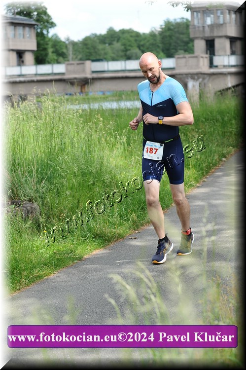 Náhled obrázku: 2024-4654-Podebradsky-triatlon-.JPG