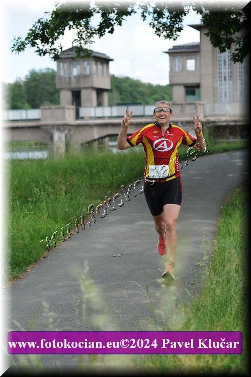 Náhled obrázku: 2024-4658-Podebradsky-triatlon-.JPG