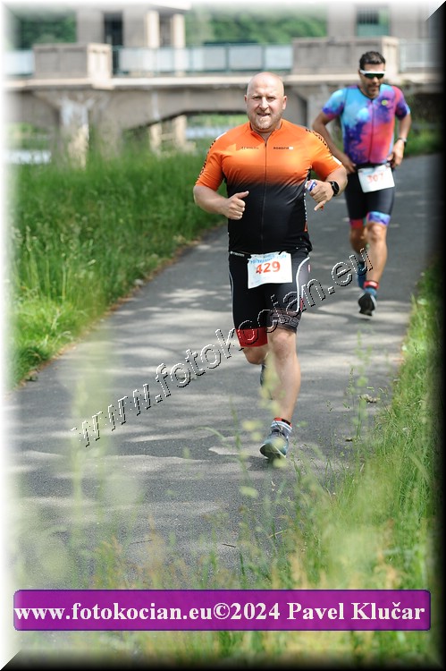 Náhled obrázku: 2024-4683-Podebradsky-triatlon-.JPG