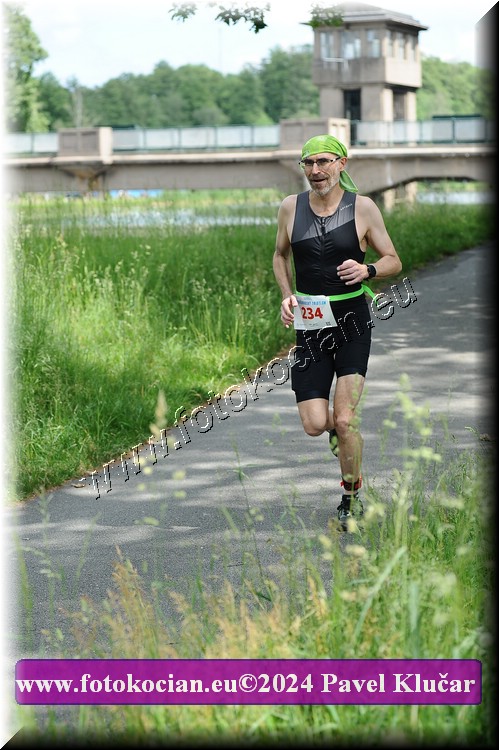 Náhled obrázku: 2024-4690-Podebradsky-triatlon-.JPG